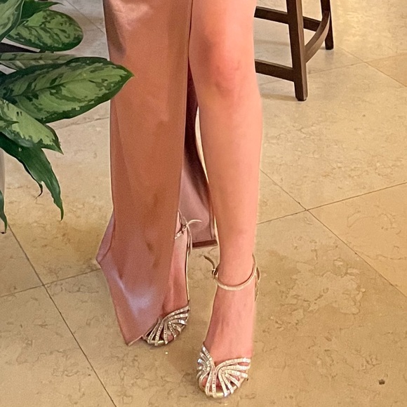 gold diamond heels - Picture 1 of 3